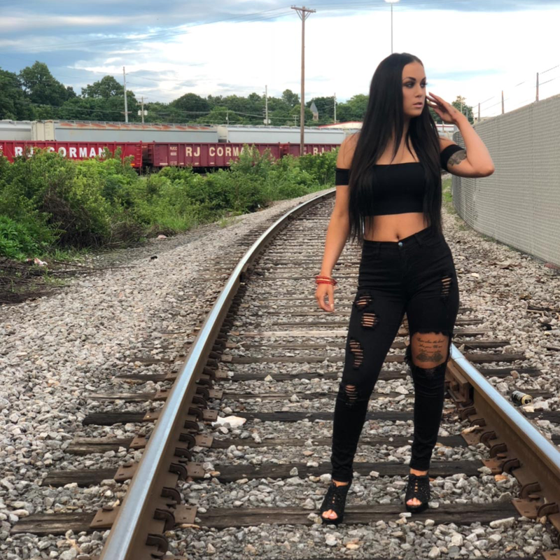 Rough N' Rowdy 5 Ring Girl Voting