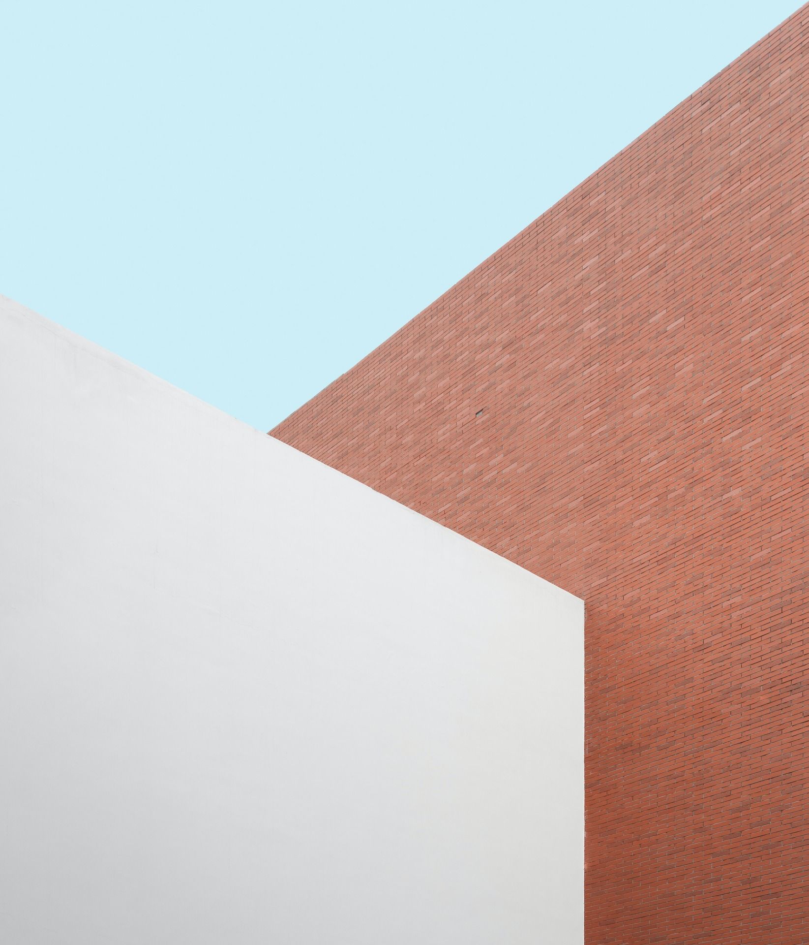 alexander-tsang-Uv70aZI2XhM-unsplash
