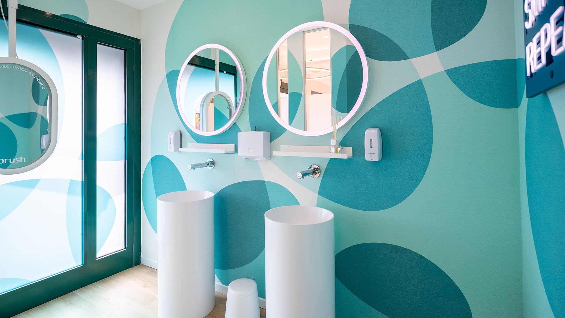 brush_room_desio2